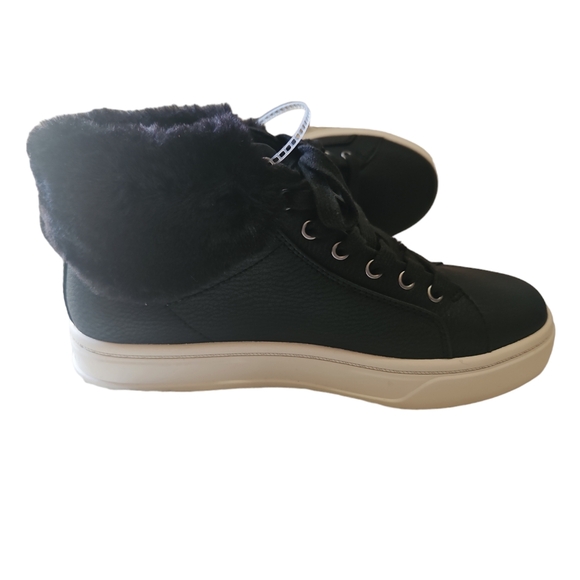KOOLABURRA BY UGG Women Sundell Fuzz Chukka Sneaker Size 6/7.5/8 - Picture 10 of 12